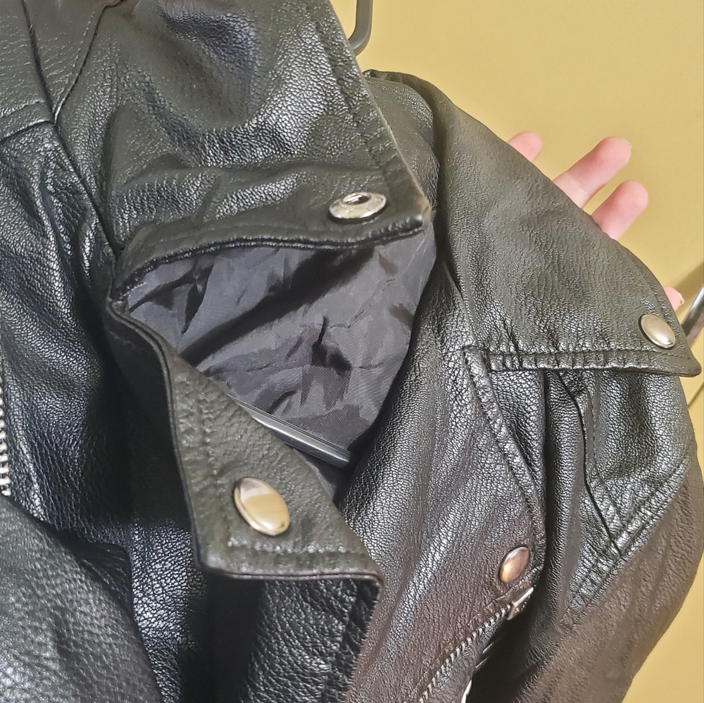 Small ASOS leather jacket - Picture 6 of 9